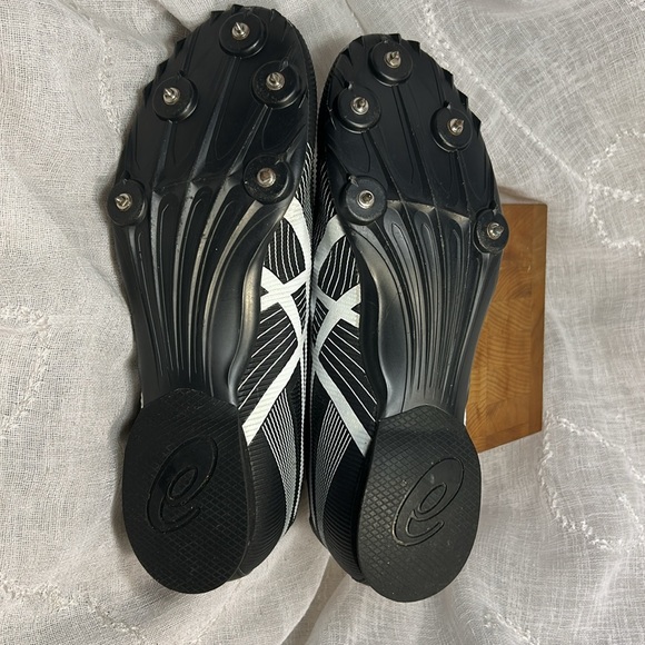 NWOT Asics athletic soccer track shoes cleats main image 13